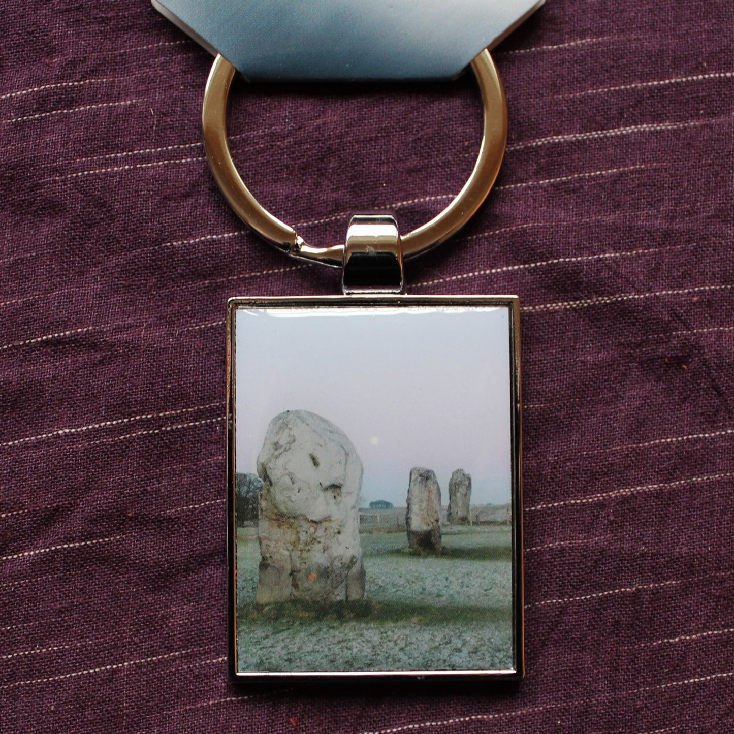 Avebury Keyring