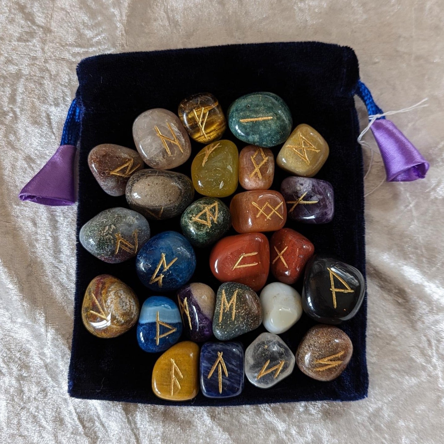 Mixed Stone Runes – Avebury Henge Shop : Celtic & Pagan products inside ...