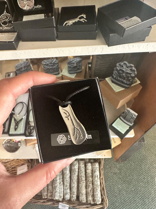 Pewter Uffington White Horse Necklace (CGPN63)