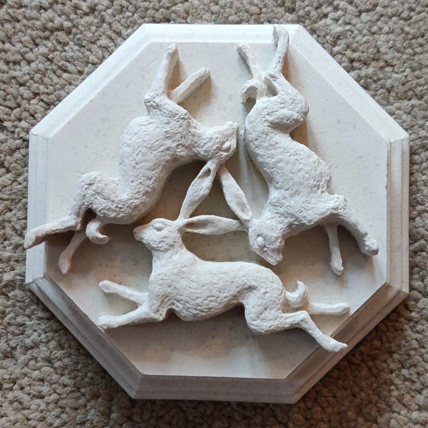 Triple Hare Wall Plaque