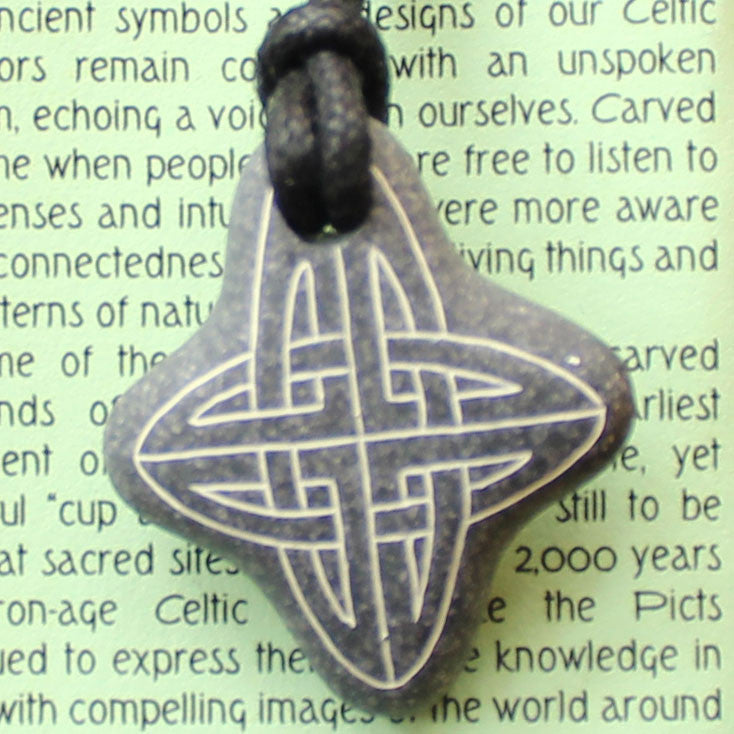 Pictish Pebble Pendant - Celtic Knotwork (Ovals) (B10)
